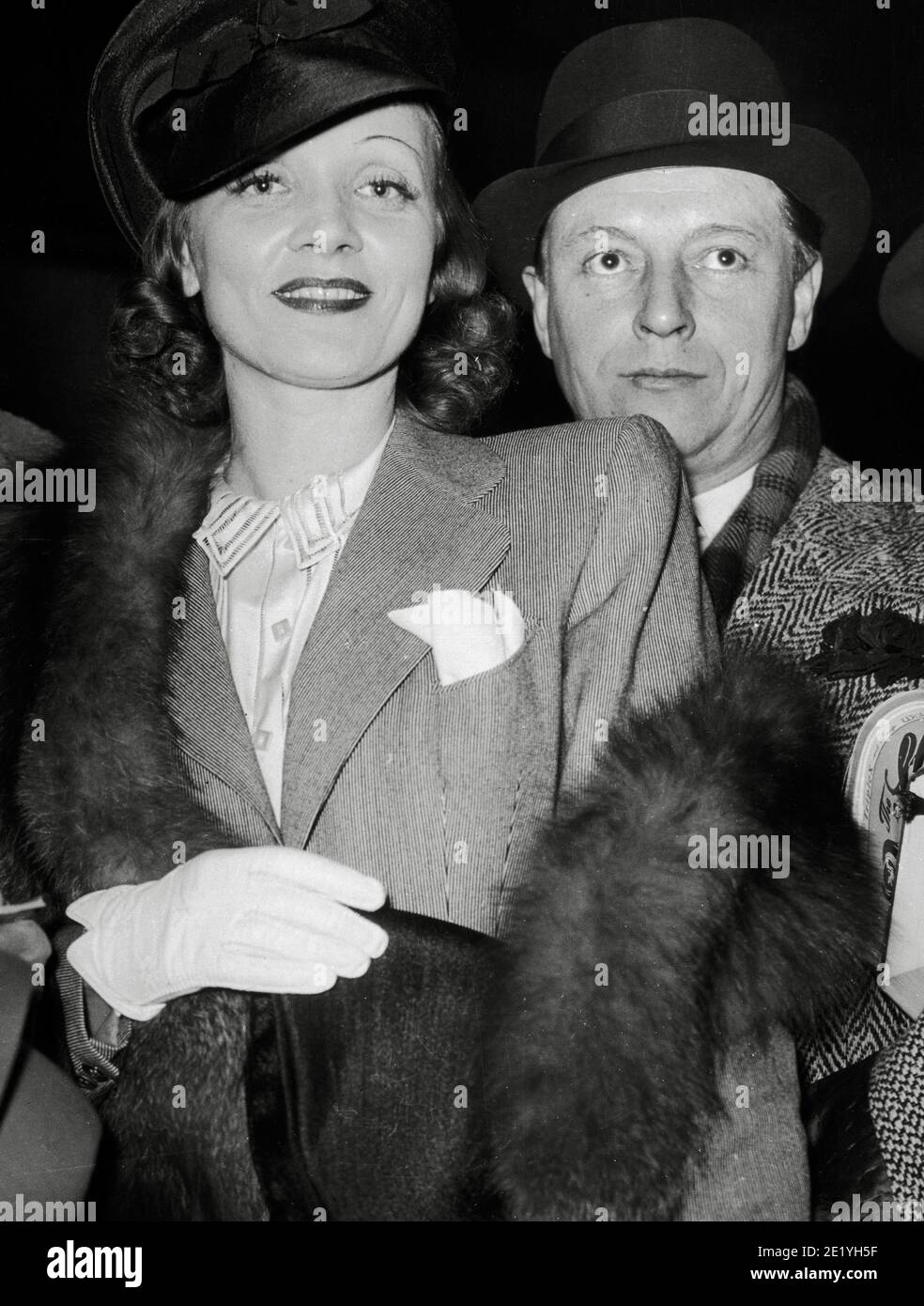 Marlene Dietrich mit ihrem Mann Rudolf Sieber, um 1937 / Aktenzeichen # 34082-081THA Stockfoto
