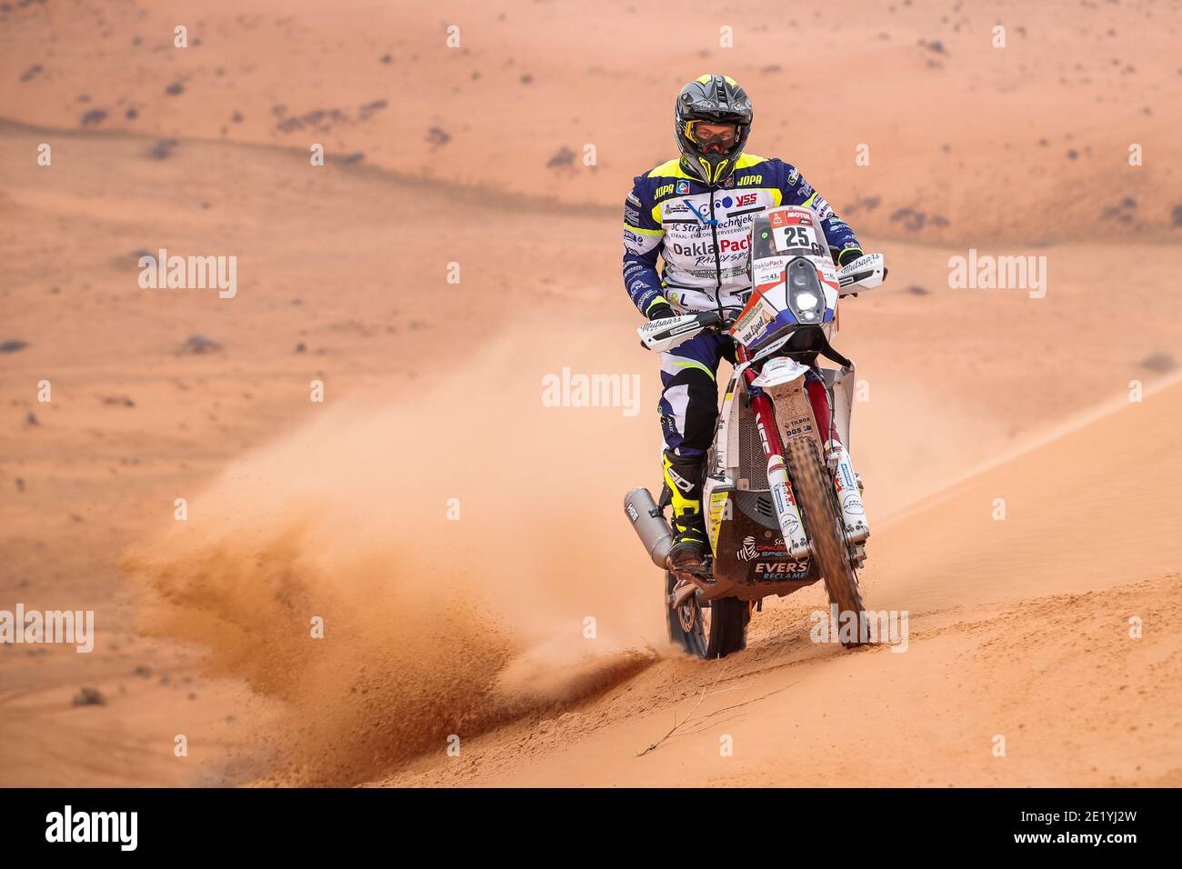 25 Spierings Paul (nld), Husqvarna, HT Rally RAID Husqvarna Racing, Motul, Moto, Bike, Action während der 7. Etappe der Dakar 2021 zwischen Ha&#039;il und Sakaka, in Saudi-Arabien am 10. Januar 2021 - Foto Antonin Vincent / DPPI / LM Stockfoto