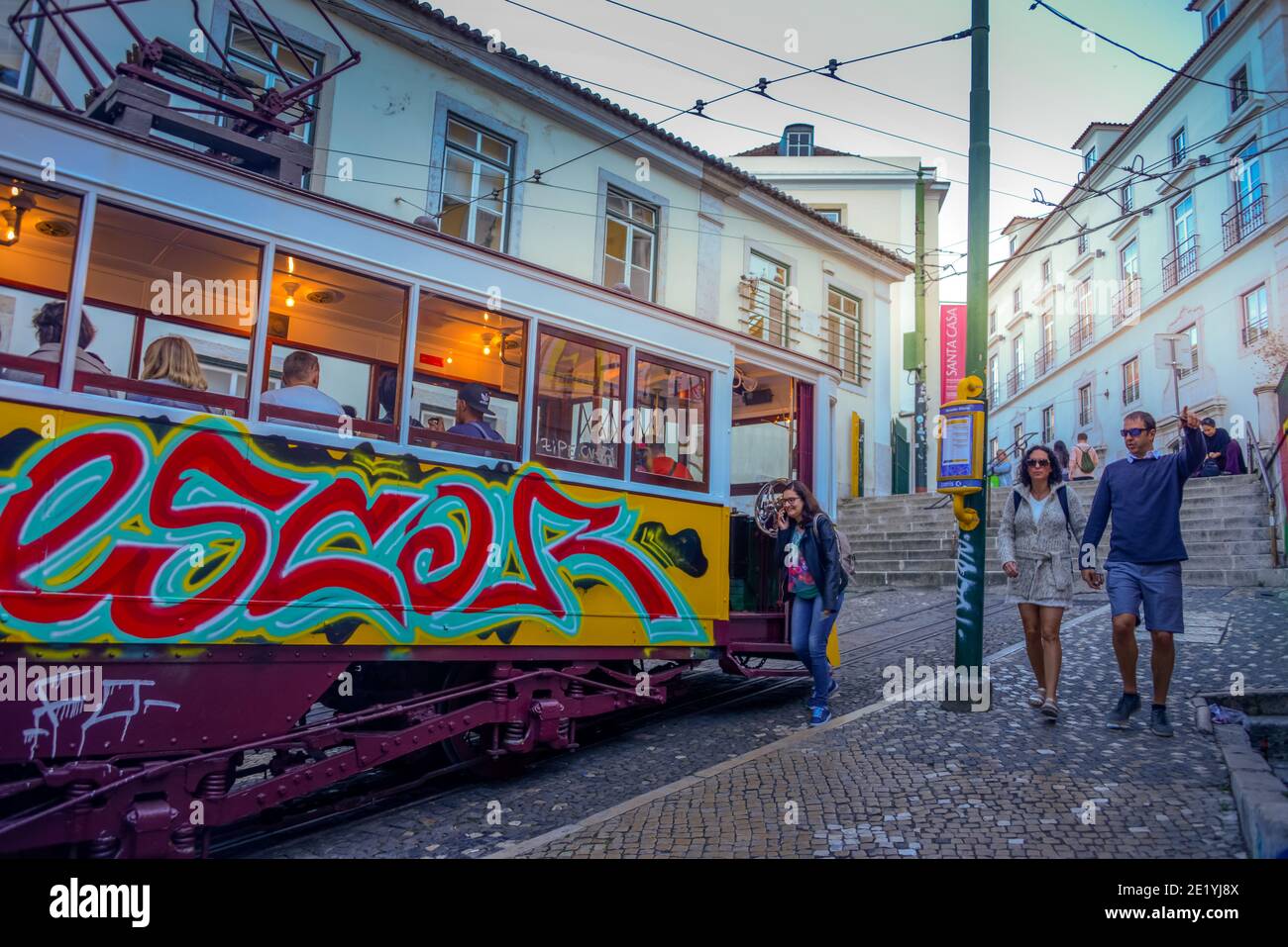 Standseilbahn "Ascensor da Gloria", Lissabon, Portugal Stockfoto