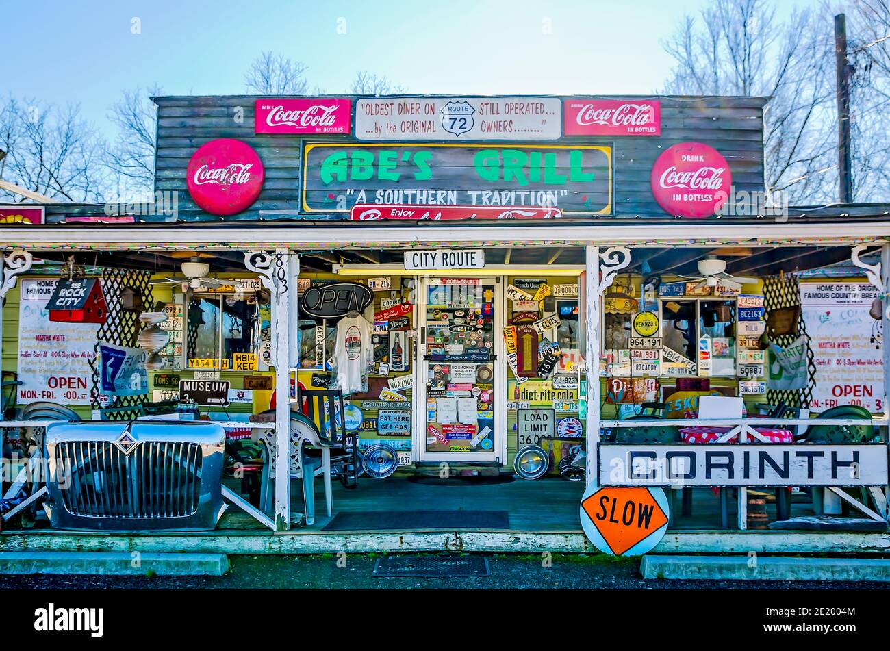 Abes Grill ist in Korinth, Mississippi abgebildet. Das Restaurant am Straßenrand ist seit 1974 in Familienbesitz und wird betrieben. Stockfoto