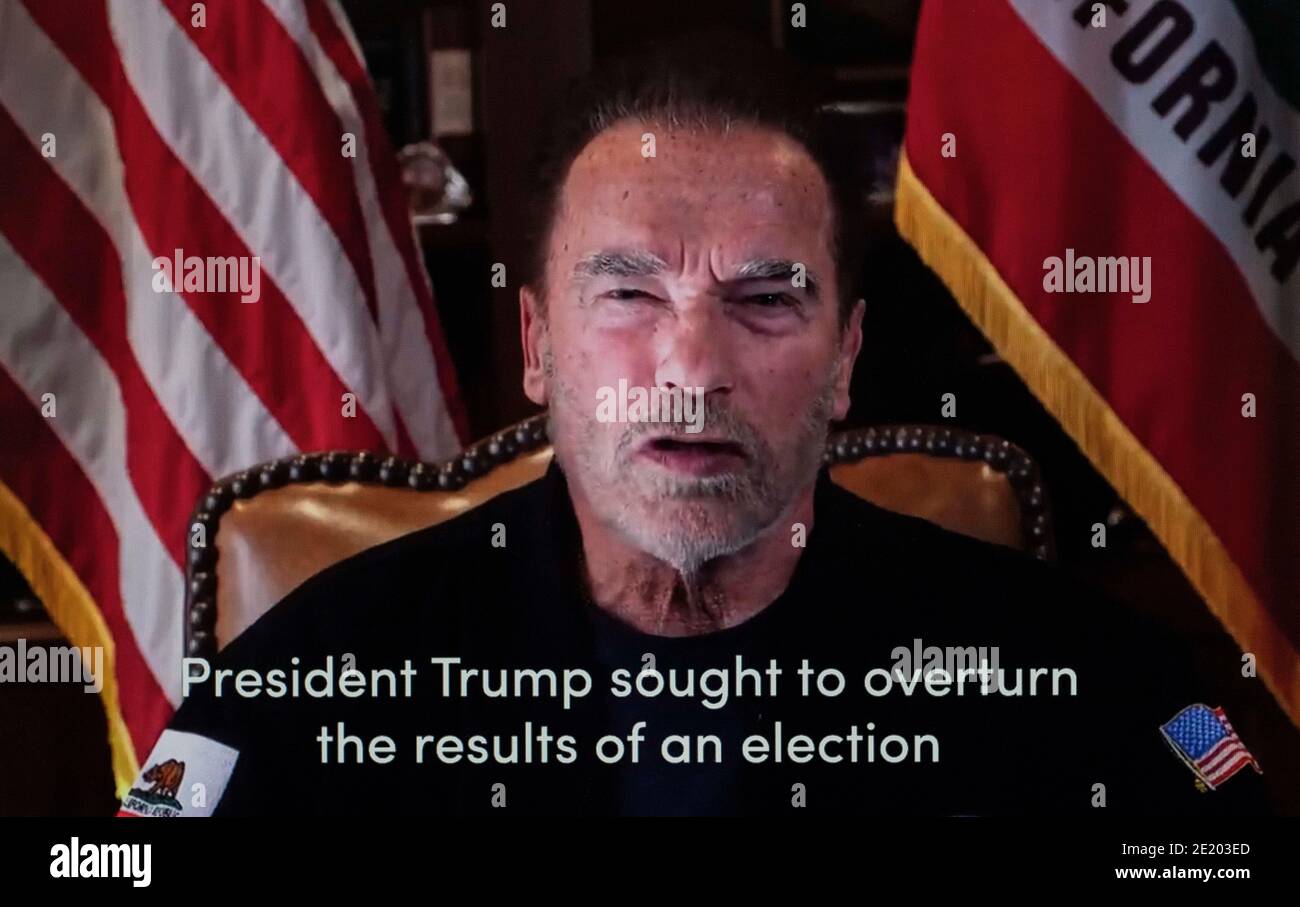 Los Angeles, Kalifornien, USAARNOLD SCHWARZENEGGER veröffentlicht ein Video über Twitter, in dem er erklärt, dass "Präsident Trump ein gescheiterter Führer ist. Er wird als der schlechteste Präsident aller Zeiten in die Geschichte eingehen.(Bildquelle: © Twitter/Arnold Schwarzenegger/ZUMA Wire) Bildquelle: ZUMA Press, Inc./Alamy Live News Stockfoto