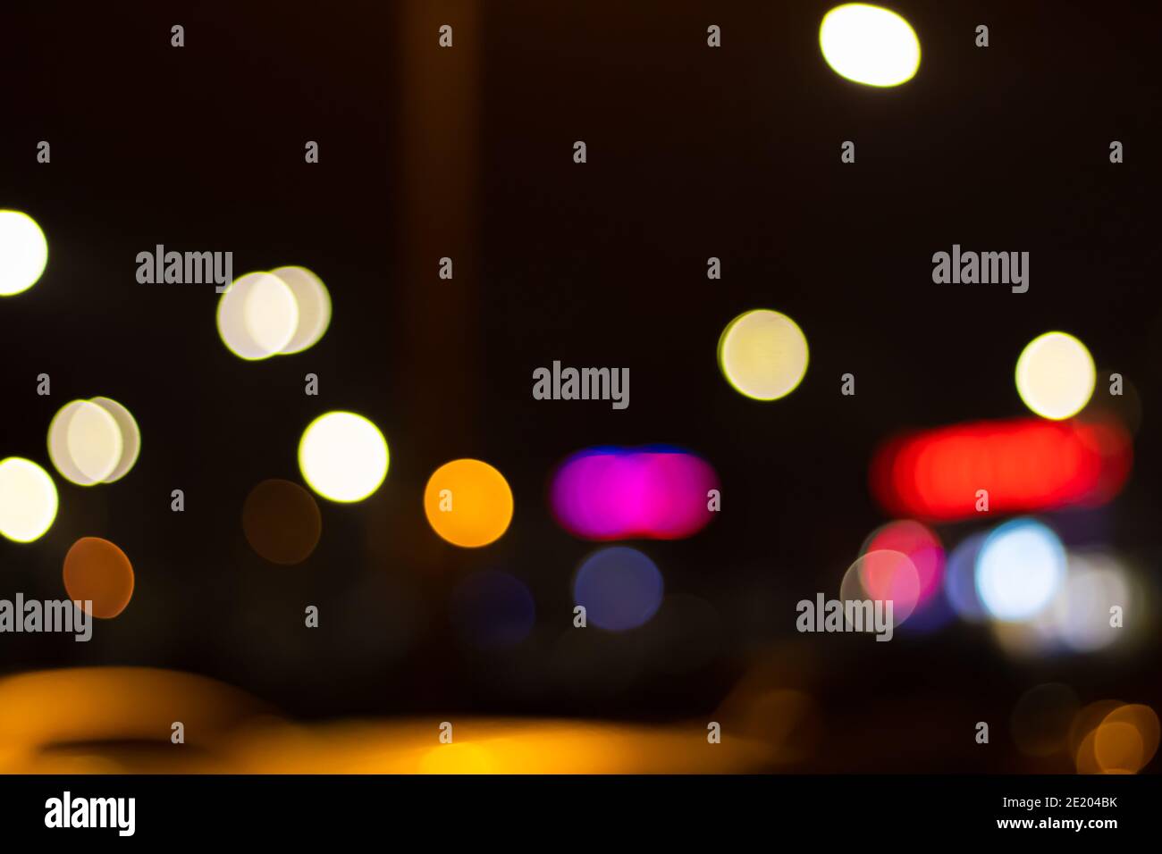 Abstrakte Stadt Lichter rosa rot orange weiß Stockfoto