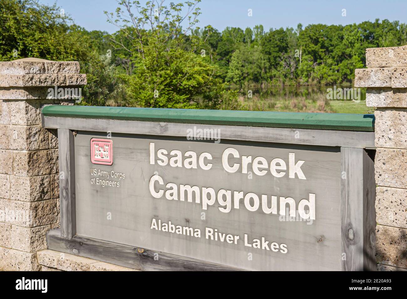 Alabama Monroeville Isaac Creek Campground, Claiborne Lake Alabama River Lakes Schild Eingang, Stockfoto