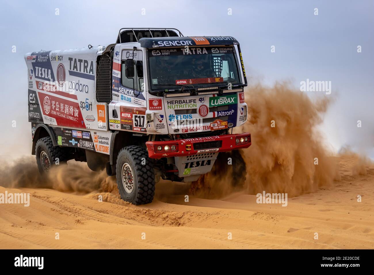 Horimlaa, Saudi-Arabien - 7. Januar 2021: Tatra-Rennwagen des Teams Tatra Buggyra Racing läuft Etappe 5 der Rallye Dakar 2021 Stockfoto