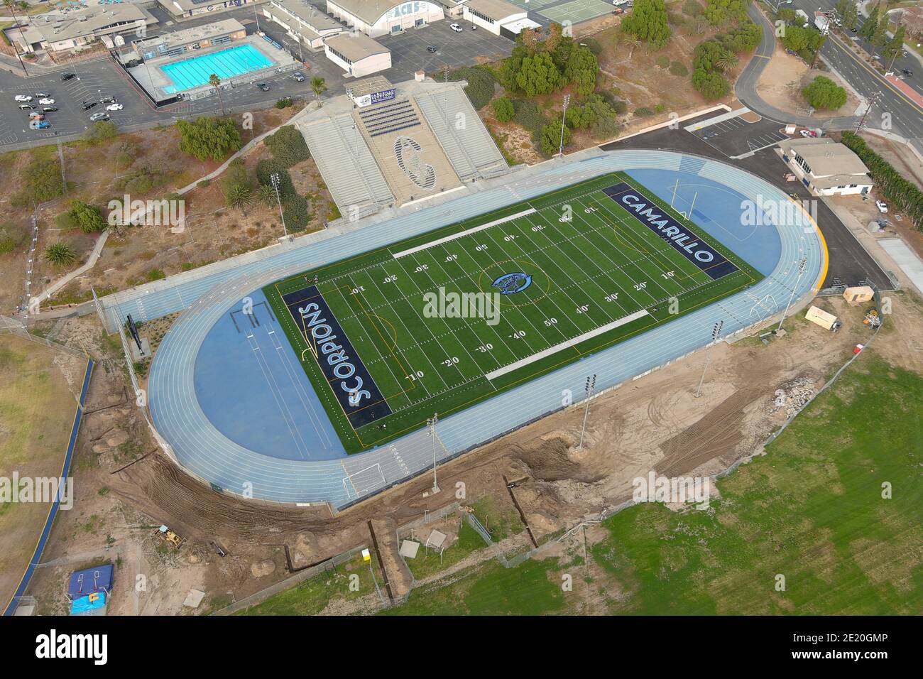 Eine Luftaufnahme von Adolfo Camarillo High School Track und Fußballplatz, Mittwoch, 6. Januar 2021, in Camarillo, Kalifornien. Stockfoto