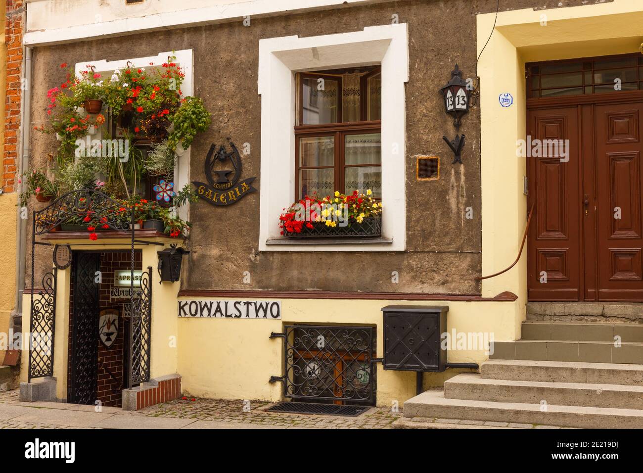 Torun Straße, Restaurant Eingang und Haustür, Polen Stockfoto