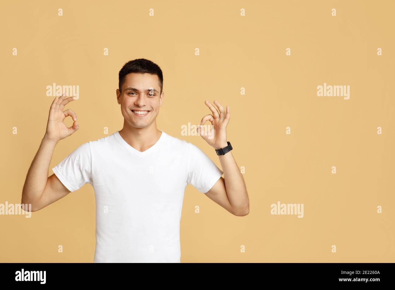 Tolle Bewertung, bestes Angebot, Blogger Beratung und Werbung Stockfoto