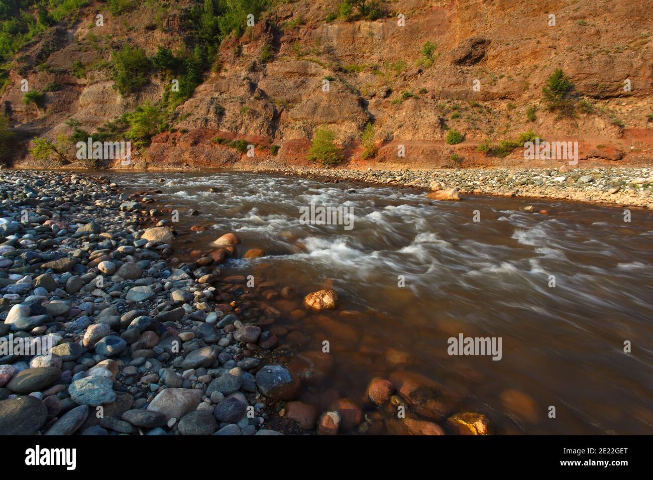 Die Shkumbin auch häufig Shkembi Fluss in Albanien Stockfoto