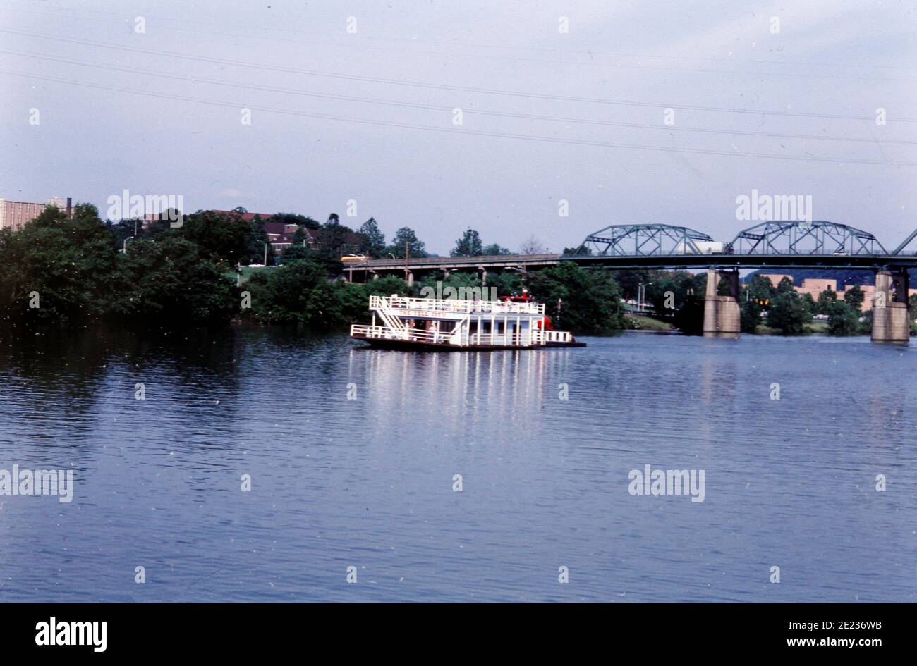 Das Tell City Schiff auf dem Ohio River, um 1975 Stockfoto