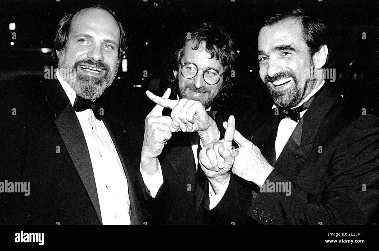 Brian DePalma, Steven Spielberg und Martin Scorsese bei der Premiere von Barbra Streisand's Film Yentl im Cinerama Dome in Hollywood, CA 1984. Quelle: Ralph Dominguez/MediaPunch Stockfoto