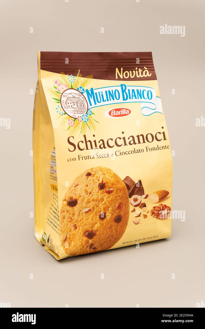 Italien, november 2020 : Packung Schiaccianoci Cookies Barilla Stockfoto