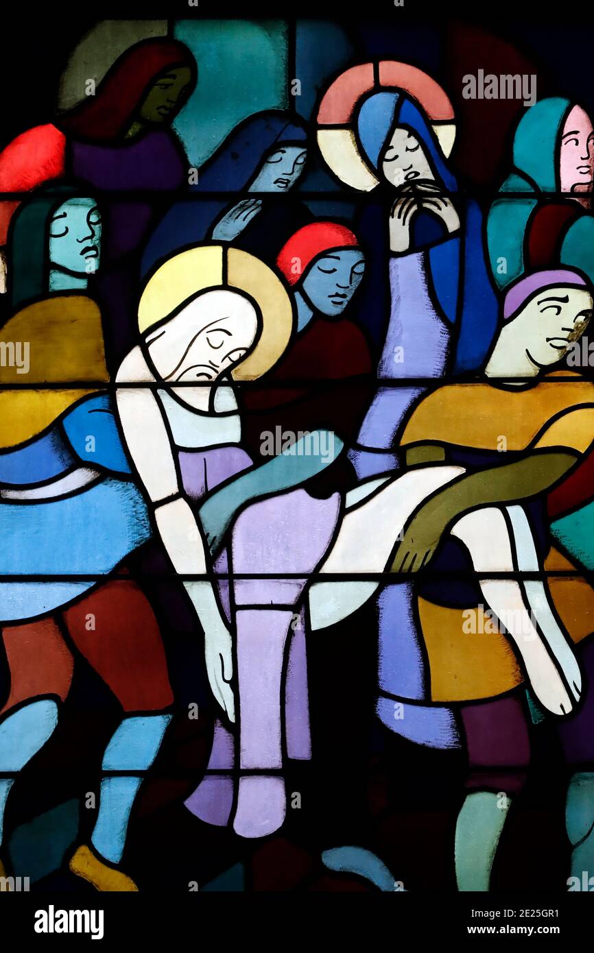 Sainte Therese Kirche. Buntglasfenster. Karwoche. Passion Christi. Jesus wird in das Grab gelegt. Jean Edouard de Castella. Stockfoto