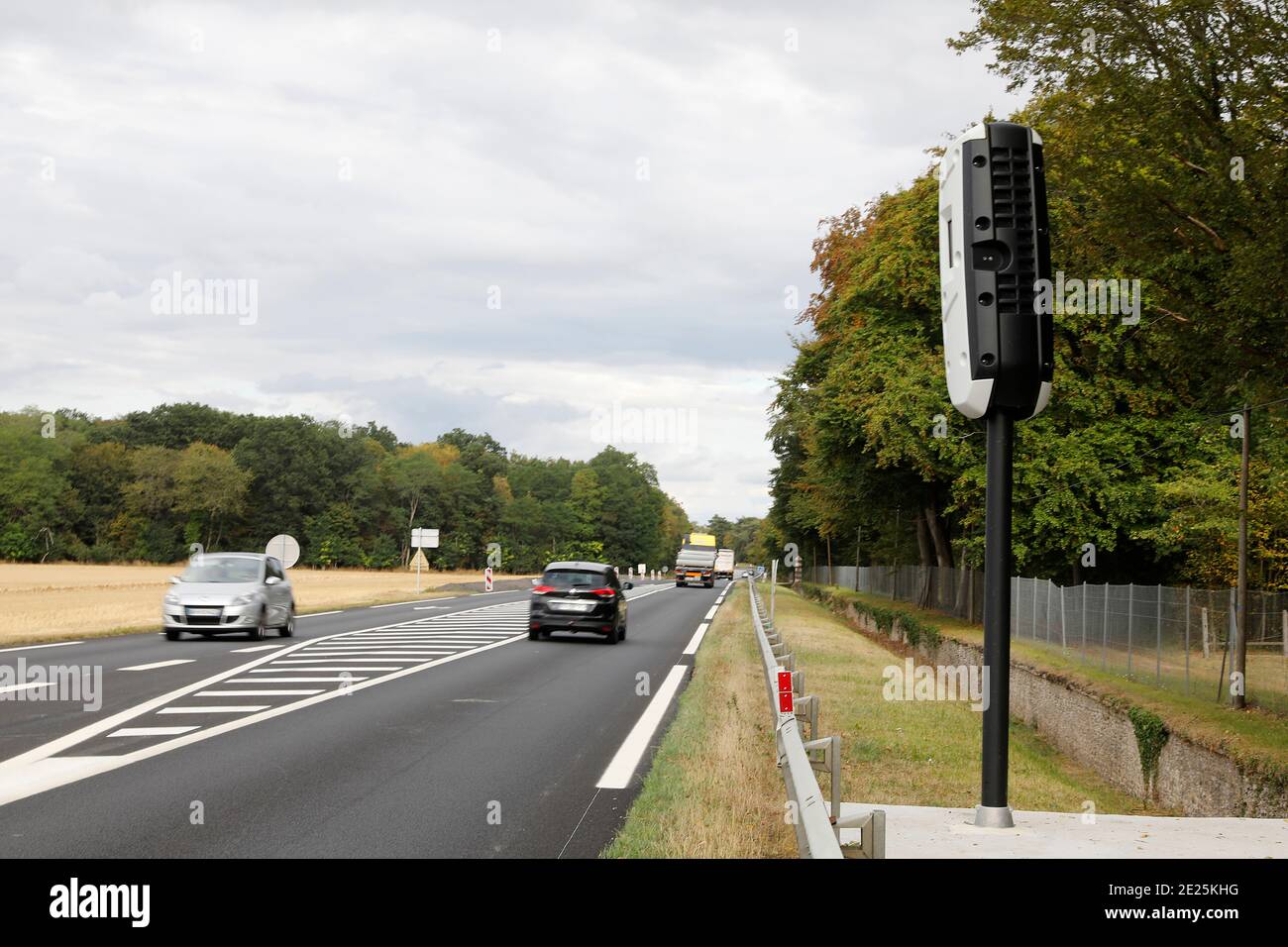 Stilvolle Frankreich Blitzer Kosten Bilder