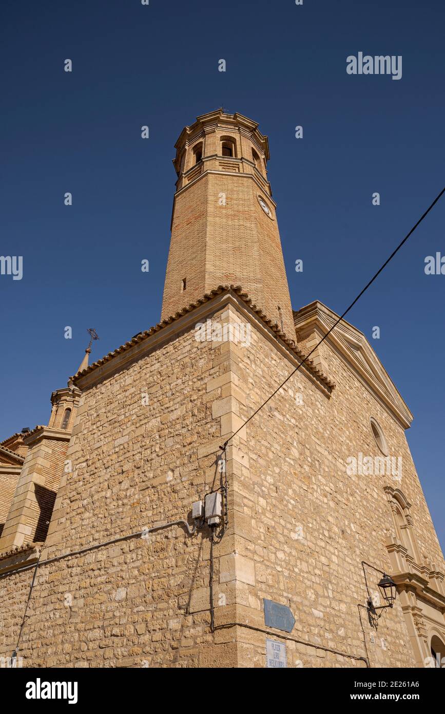 Kirche unserer Lieben Frau von der Himmelfahrt, im Dorf Fuendetodos, Provinz Zaragoza, Spanien. Es wurde im 18. Jahrhundert erbaut Stockfoto