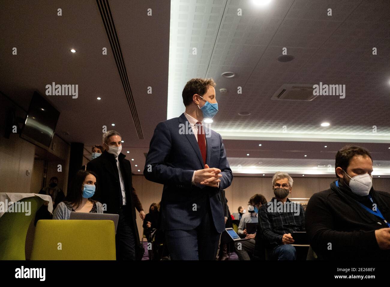 Clement Beaune, Staatssekretär für europäische Angelegenheiten beim Minister für Europa und auswärtige Angelegenheiten Frankreichs, hielt ein Briefing mit über Stockfoto