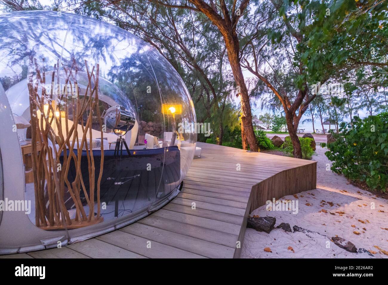 Mauritius, Afrika - Jan 2021: Outdoor Bubble Tent House Dome - Natur Reisekonzept. Stockfoto