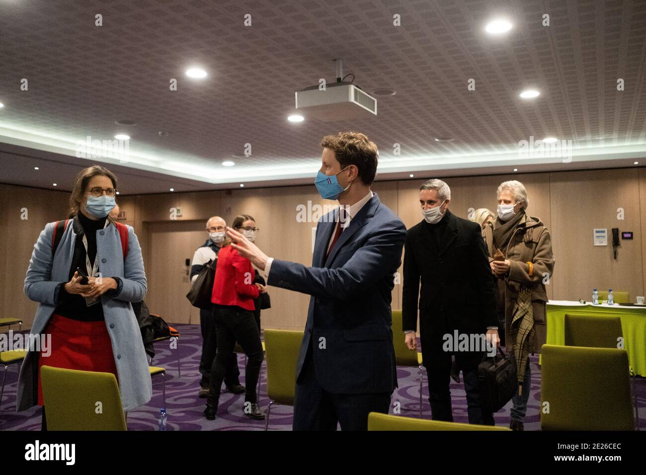 Clement Beaune, Staatssekretär für europäische Angelegenheiten beim Minister für Europa und auswärtige Angelegenheiten Frankreichs, hielt ein Briefing mit über Stockfoto