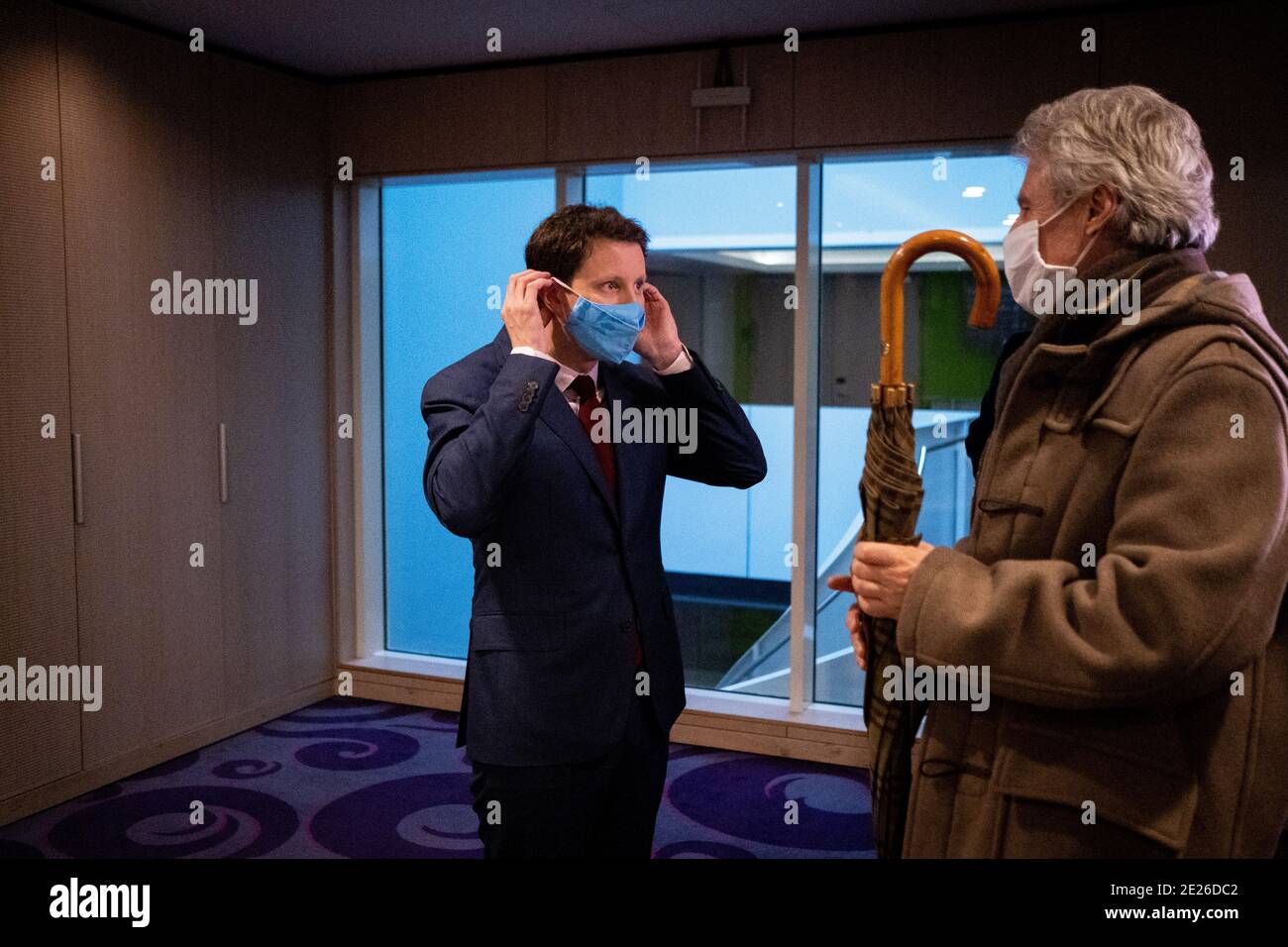 Clement Beaune, Staatssekretär für europäische Angelegenheiten beim Minister für Europa und auswärtige Angelegenheiten Frankreichs, hielt ein Briefing mit über Stockfoto