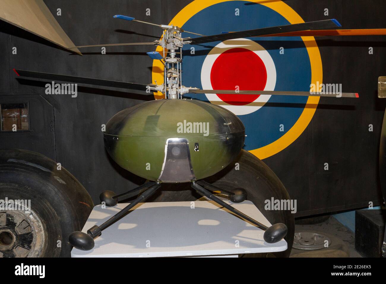 Ein unbemanntes Luftüberwachungsfahrzeug von Wisp, Army Flying Museum, ein Militärflugmuseum in Stockbridge, Hampshire, Großbritannien. Stockfoto