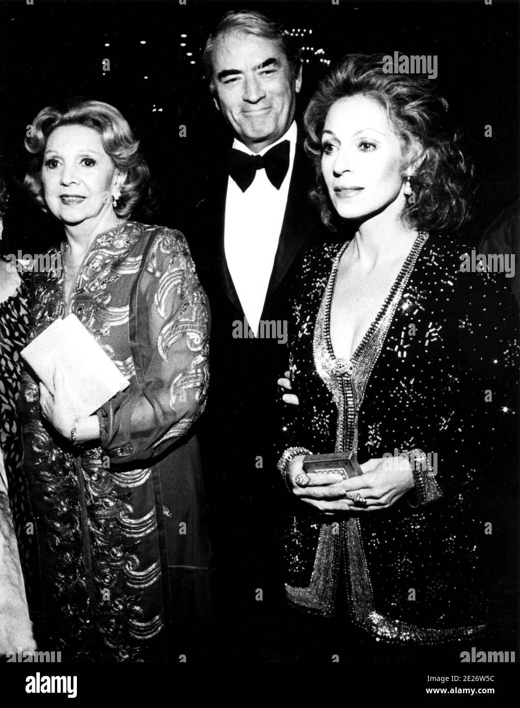 Mary Livingston Penny (Pecks Mutter), Gregory Peck und Ehefrau Veronique Peck 2/1/1979 Credit: Ralph Dominguez/MediaPunch Stockfoto