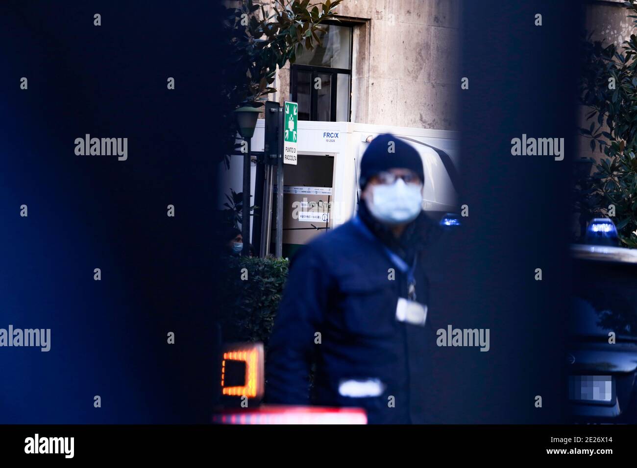Roma, Istituto Superiore di Sanità: sono arrivate le prime 47 mila dosi dei vacini Moderna. Stockfoto