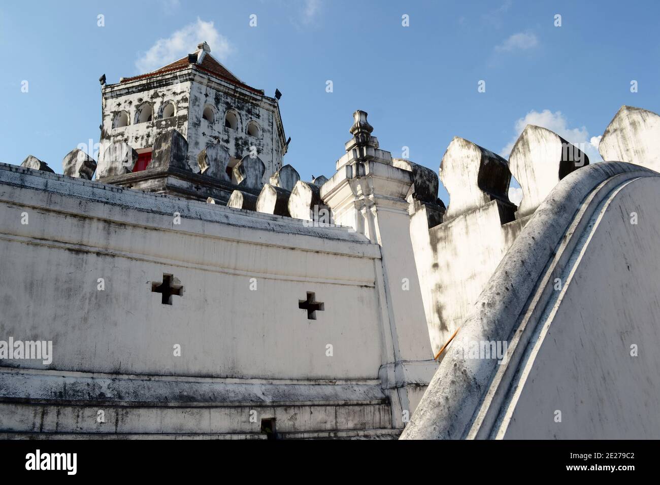 POM Phra Sumen Festung ist eines der Reiseziele in Bangkok, Thailand Stockfoto