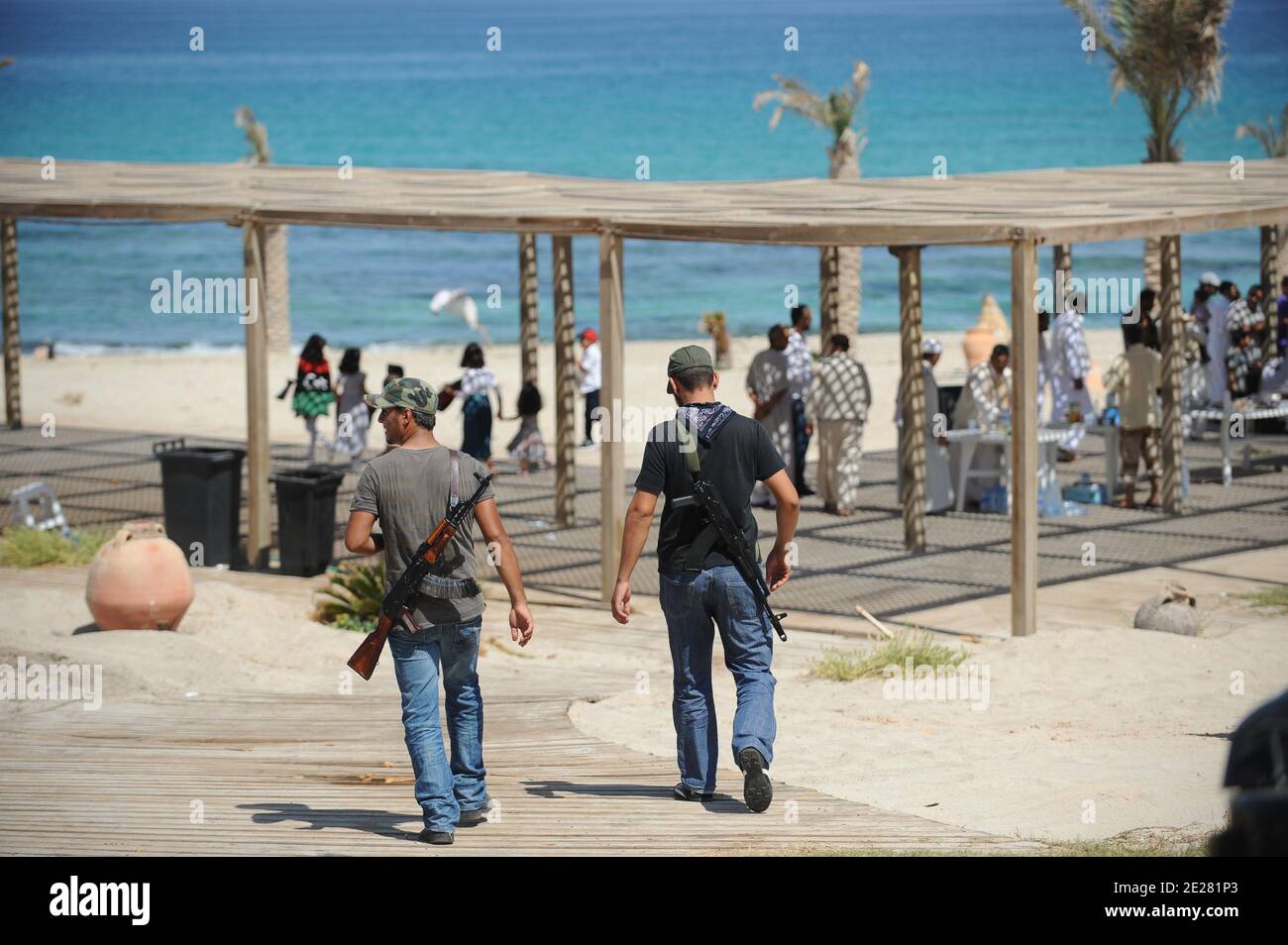 Die libysche Bevölkerung feiert am 31. August 2011 in Tripolis, Libyen, den ersten Tag der Hilfe El Fitr, der das Ende des ramadan-Monats markiert. Foto von Ammar Abd Rabbo/ABACAPRESS.COM Stockfoto