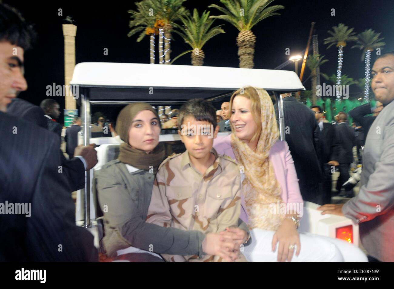 Aisha Gaddafi Fotos Und Bildmaterial In Hoher Auflosung Alamy