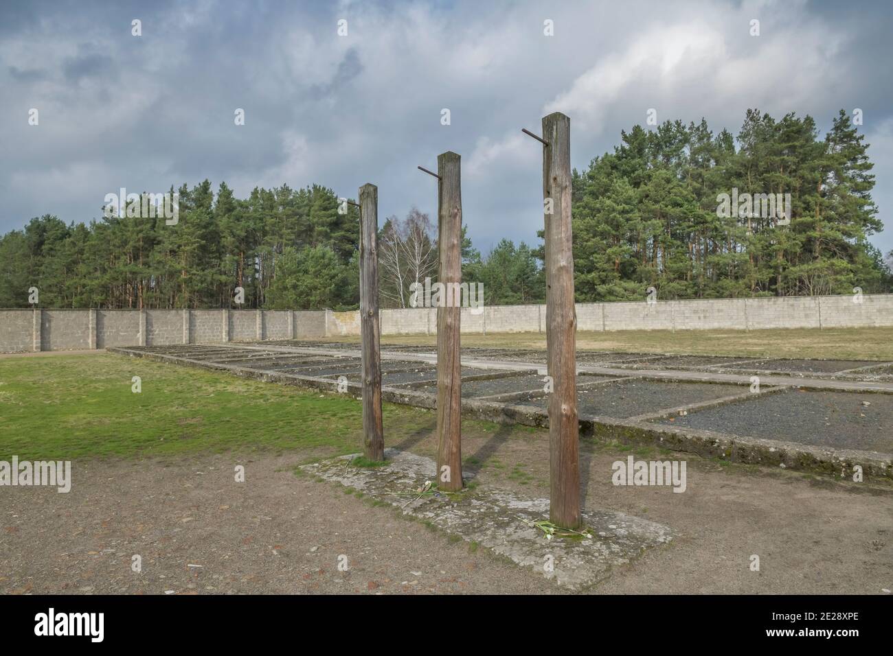 Galgen zum Pfahlhängen, Gedenkstätte und Museum Konzentrationslager Sachsenhausen, Oranienburg, Landkreis Oberhavel, Brandenburg, Deutschland Stockfoto
