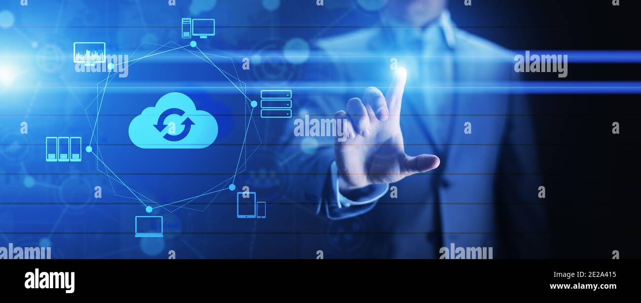 Cloud-Technologie Computing und Datenspeicherung. Internet- und Netzwerkkonzept auf virtuellem Bildschirm Stockfoto