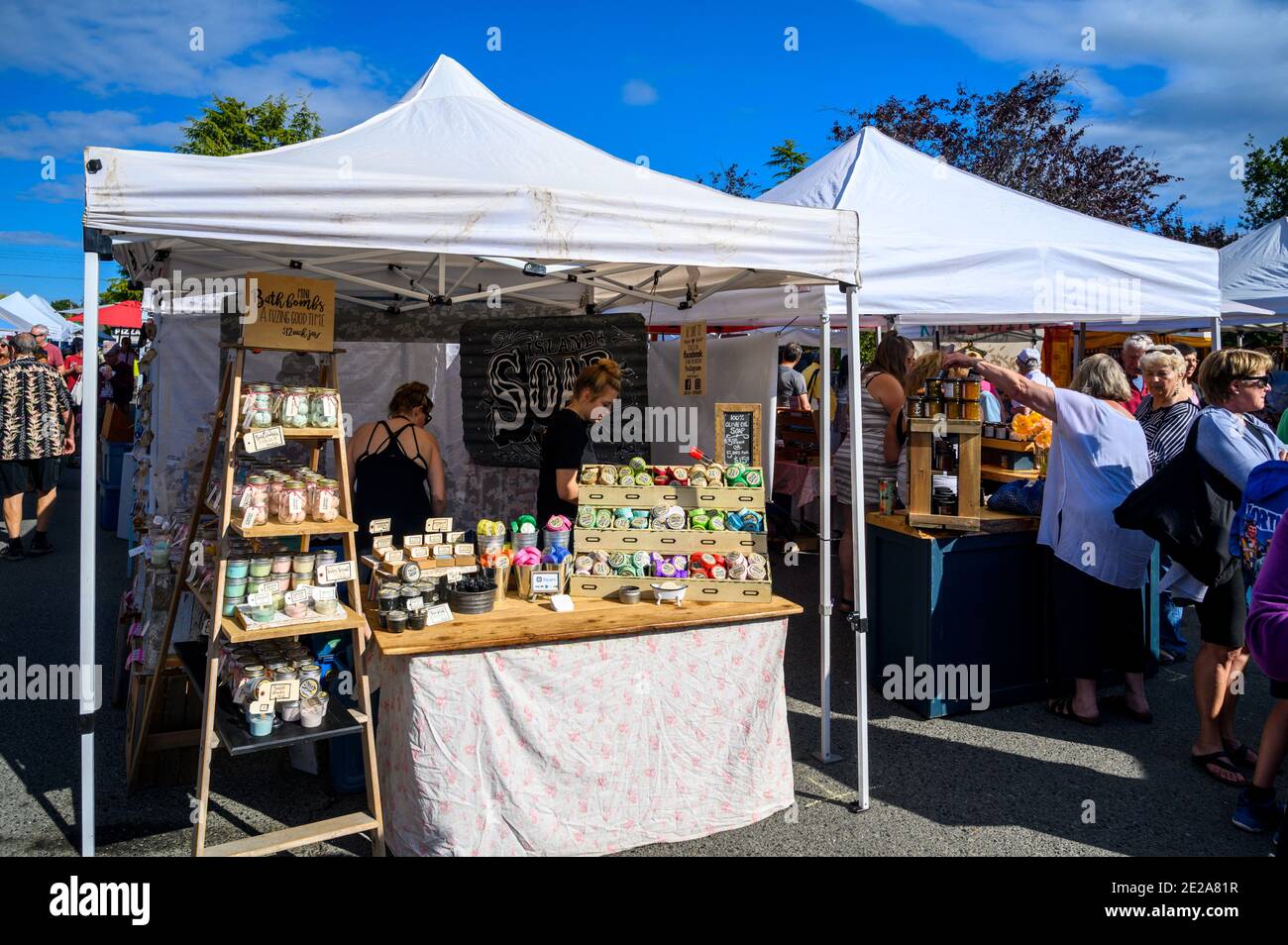 SALT SPRING ISLAND, KANADA - 07. Januar 2021: Salt Spring Island Summer Market, Gulf Islands, BC, Kanada Stockfoto