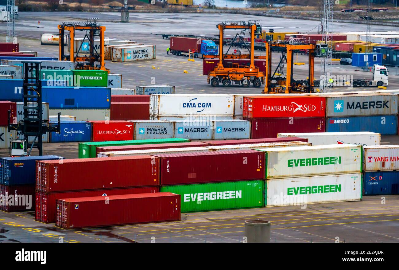 Containerfrachtterminal Kopenhagen am Hafen von Kopenhagen und Malmö. Stockfoto