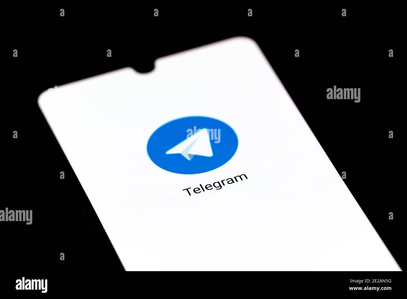 Telegram-App, angezeigt auf dem Bildschirm eines Smartphones Stockfoto