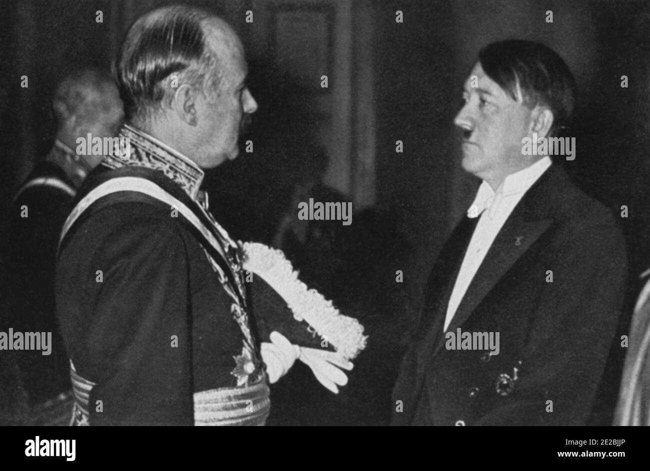 Der Reichskanzler beim Neujahrsempfang im Gespräch mit dem französischen Botschafter Francois-Poncet Stockfoto