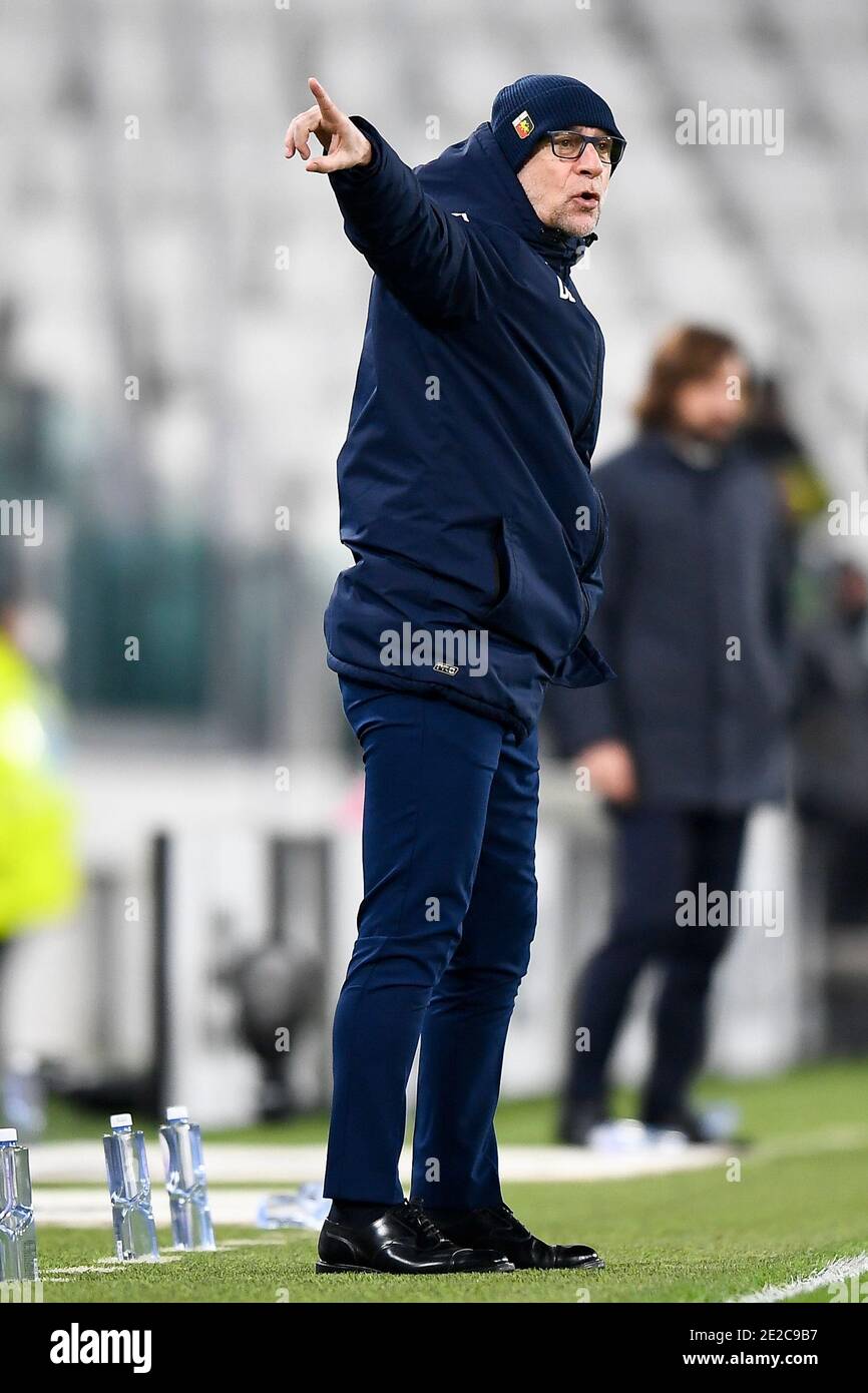 Turin, Italien. Januar 2021. TURIN, ITALIEN - 13. Januar 2021: Davide Ballardini, Cheftrainer des FC Genua, Gesten während des Fußballspiels Coppa Italia zwischen dem FC Juventus und dem FC Genua. (Foto von Nicolò Campo/Sipa USA) Quelle: SIPA USA/Alamy Live News Stockfoto