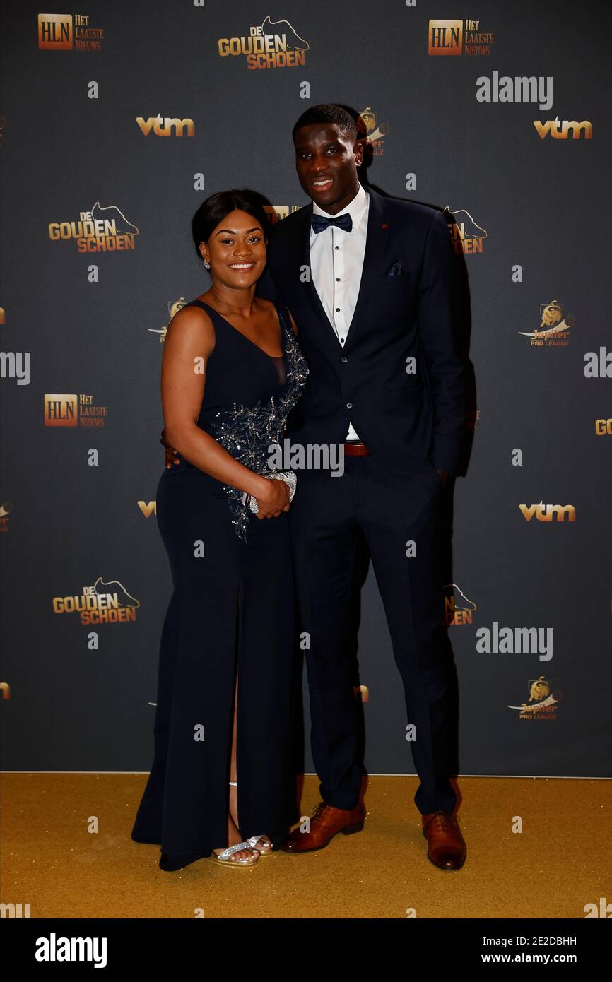 Dritter platzierte Genks Paul Onuachu und sein Partner Tracy POS für den Fotografen bei der 67. Ausgabe der Preisverleihung, Mittwoch, 13. Januar 2021, Stockfoto