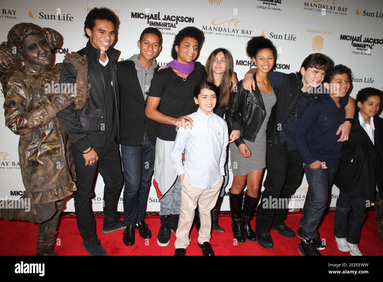 Paris Jackson, Prince Michael Jackson, Blanket Jackson Ankunft bei der Michael Jackson Immortal World Tour Premiere vom Cirque du Soleil im Mandalay Bay Hotel and Casino in Las Vegas, NV. USA am 3. Dezember 2011. Foto von AJM/ABACAPRESS.COM Stockfoto