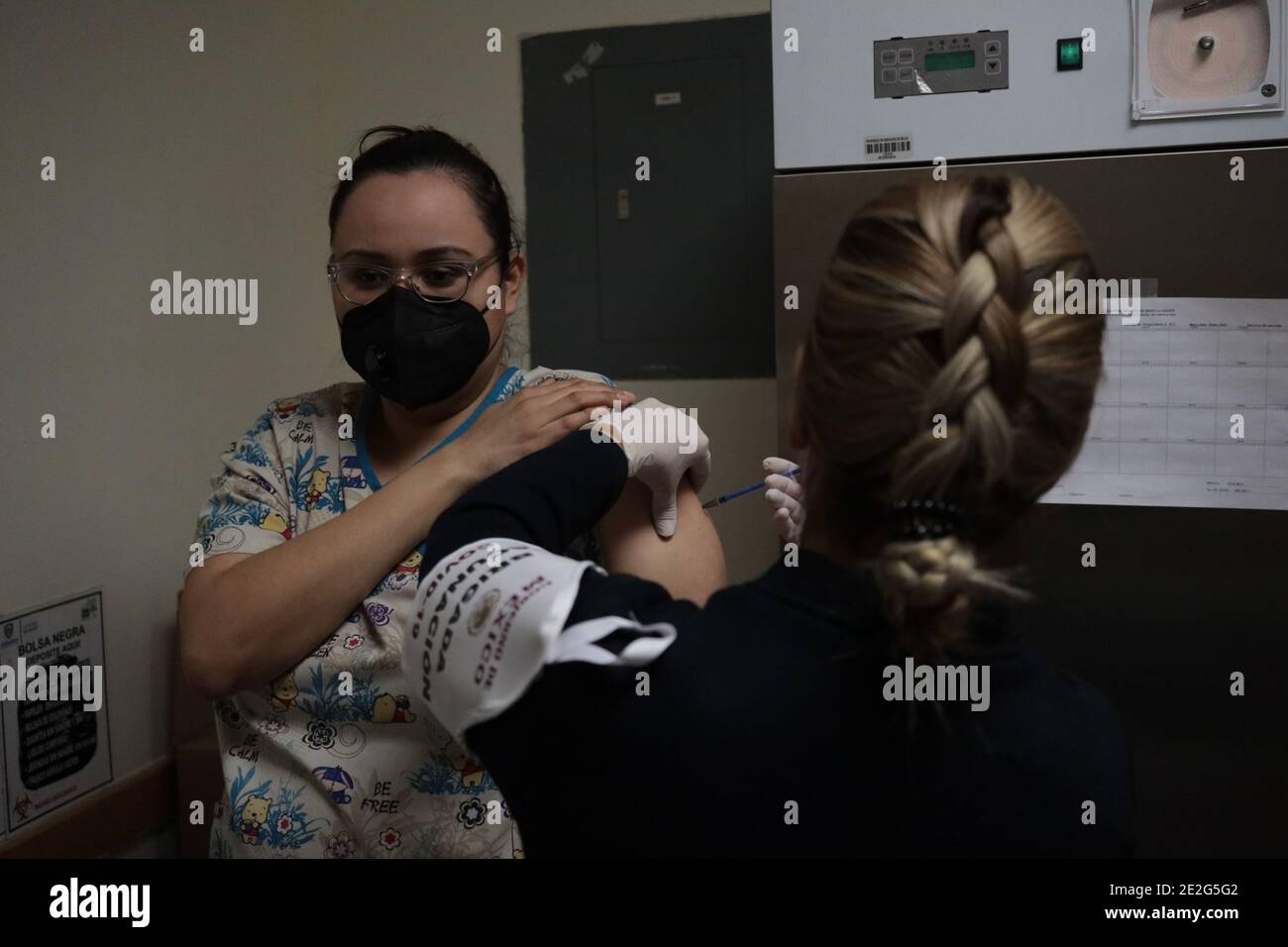 Startet eine Impfkampagne gegen Covid19 für das Personal des staatlichen Krankenhauses im Kinderkrankenhaus in Ciudad Juarez, Chihuahua. (Foto von David Peinado / Pacific Press) Stockfoto