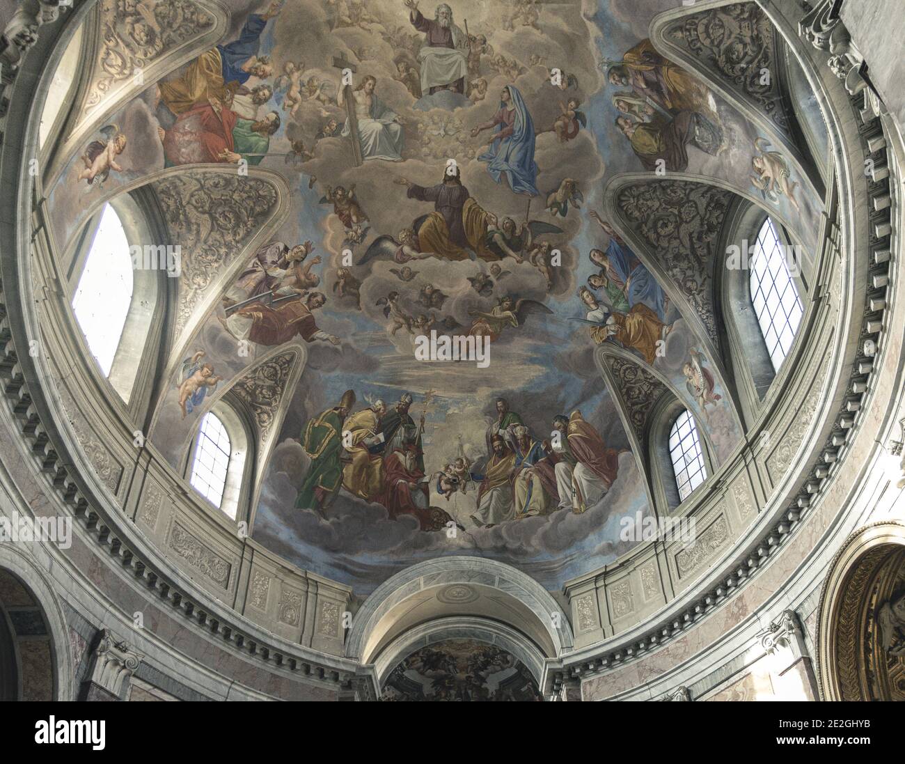 Low-Angle-Aufnahme des Lebens von Jesus Christus in Die Decke der Kirche von San Giacomo im August Stockfoto