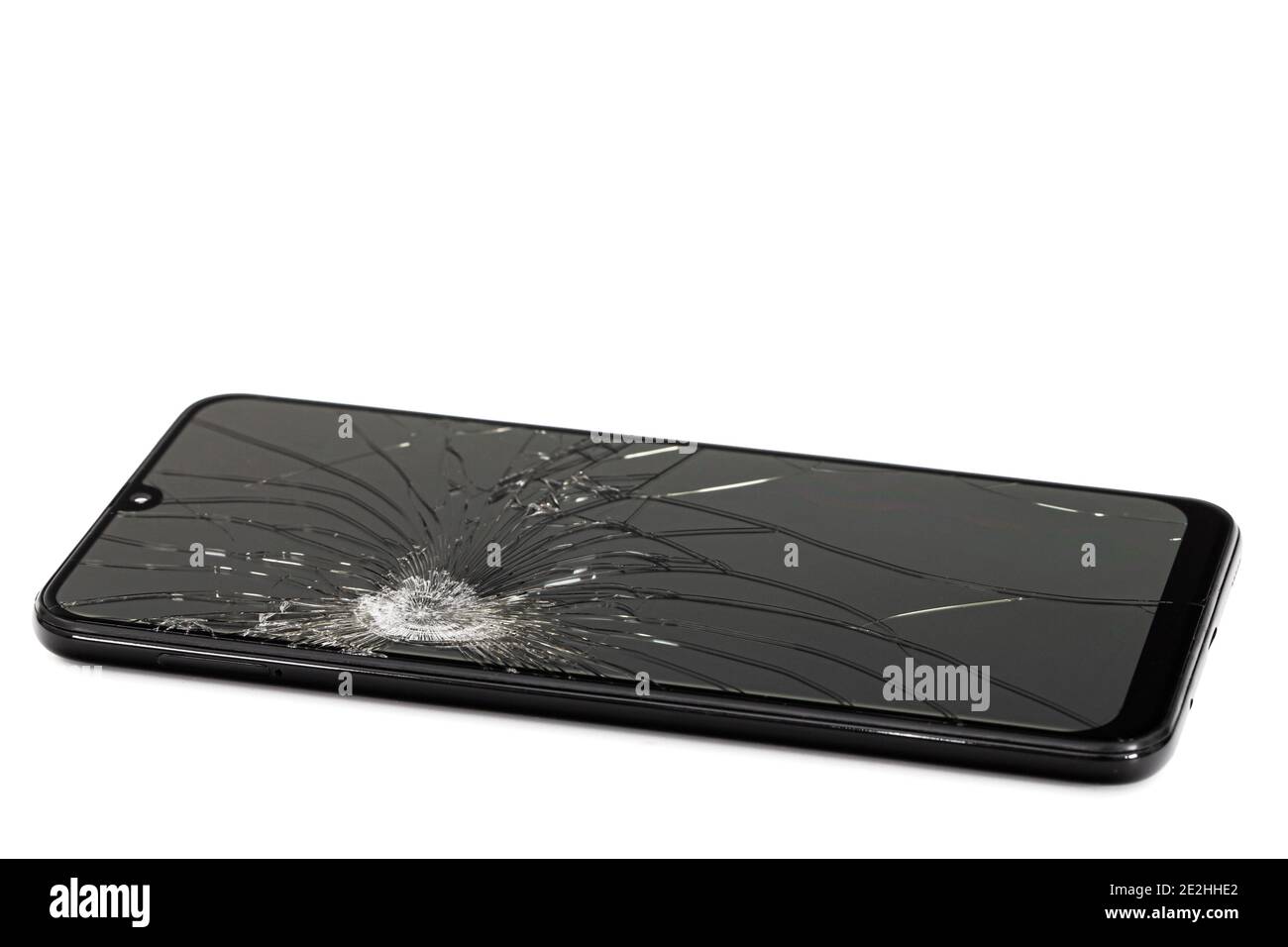 Smartphone mit kaputtem Display, isoliert auf weißem Hintergrund Stockfoto