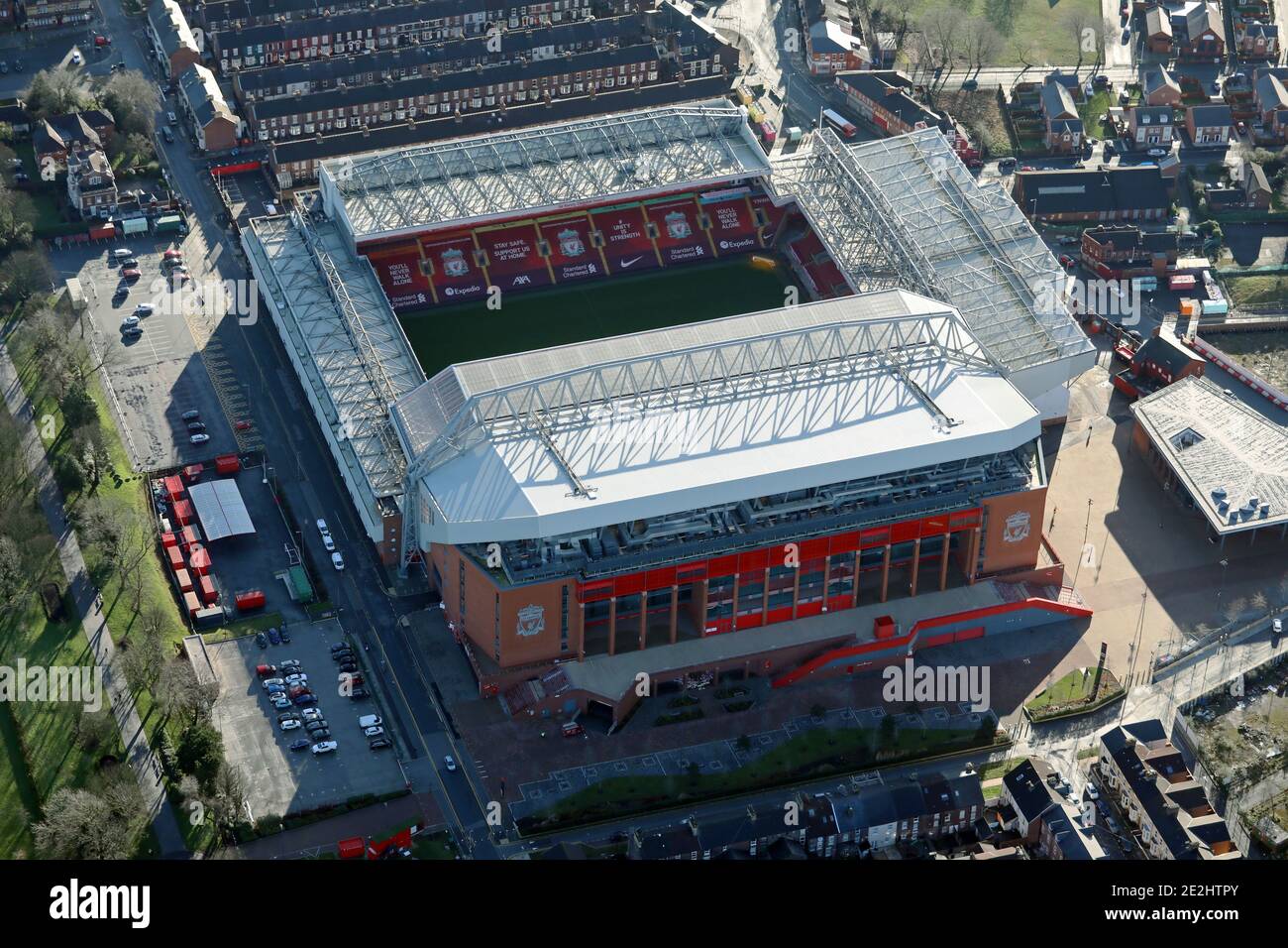 Luftaufnahme des Fußballfeldes Liverpool FC Anfield Stadium Stockfoto