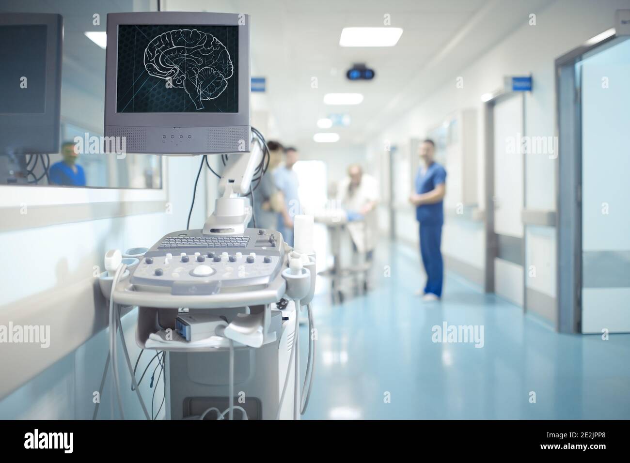 Innovation Technologien im Krankenhaus auf dem Hintergrund der Ärzte. Stockfoto