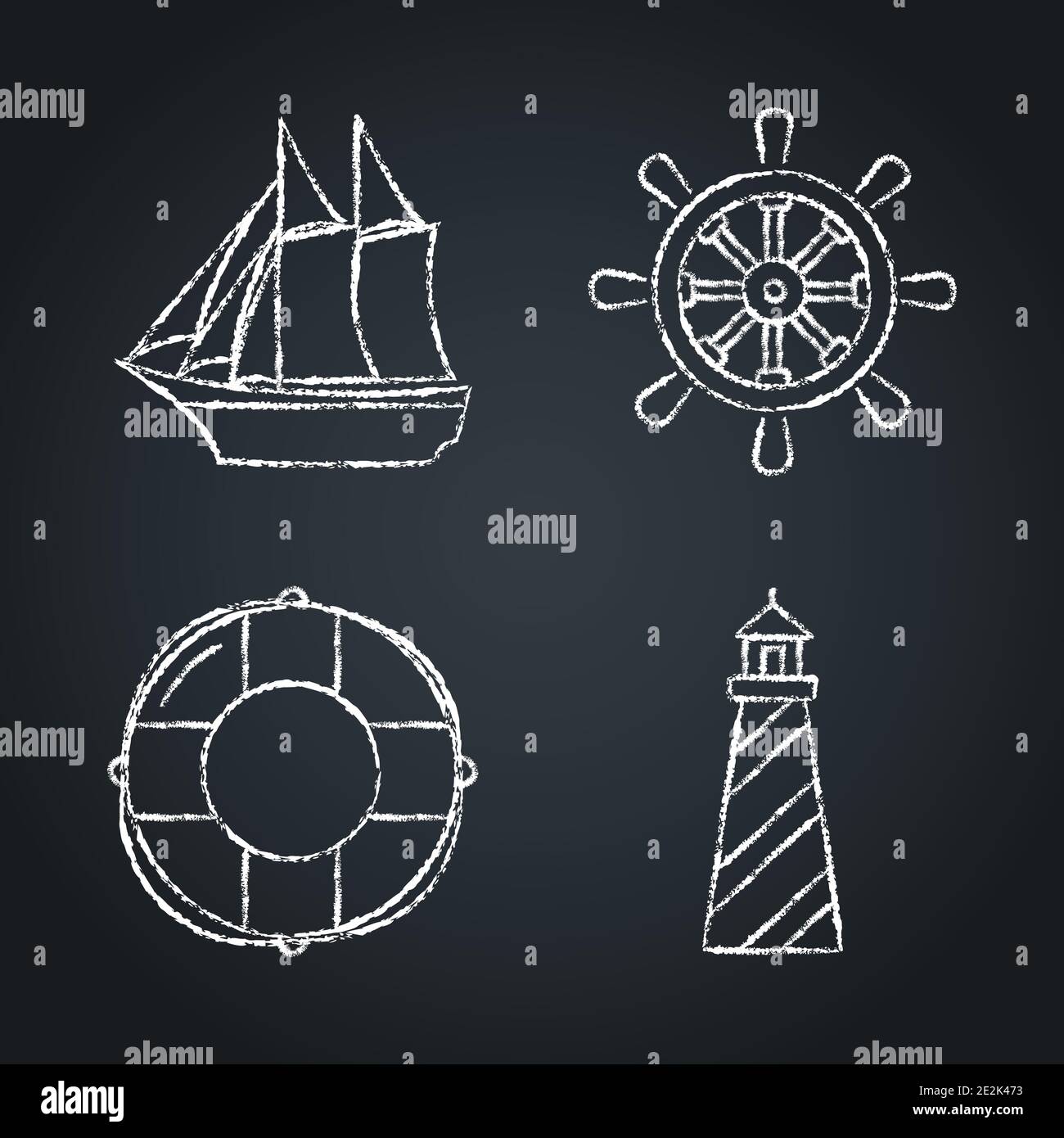 Sammlung von nautischen Symbolskizzen auf Tafel. Marine Symbole Set einschließlich Segelboot, Rettungsboje, Lenkrad und Leuchtturm. Kreide gezogenes Meer Stock Vektor
