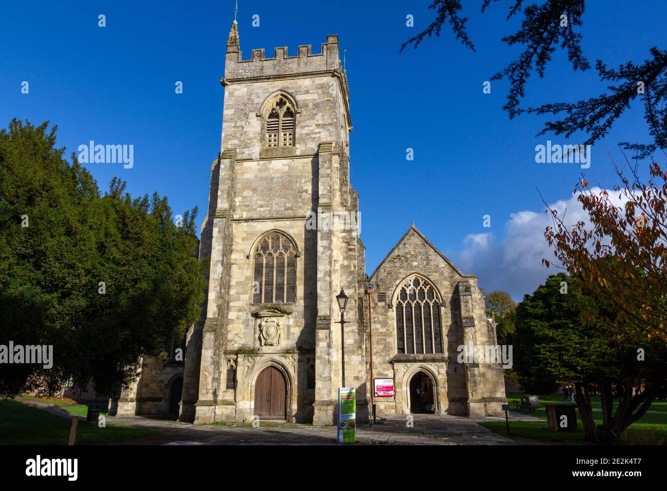 Salisbury Arts Centre, (ehemals St Edmund's Church), Salisbury, Wiltshire, Großbritannien. Stockfoto