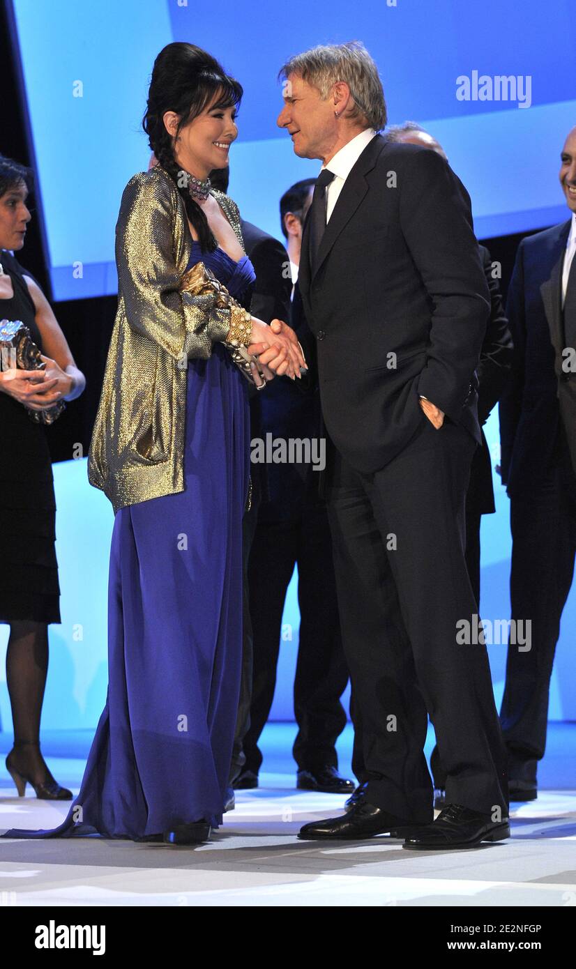 Qui Est Le Père De Isabelle Adjani Isabelle Adjani und Harrison Ford während der 35. Verleihung der Cesar