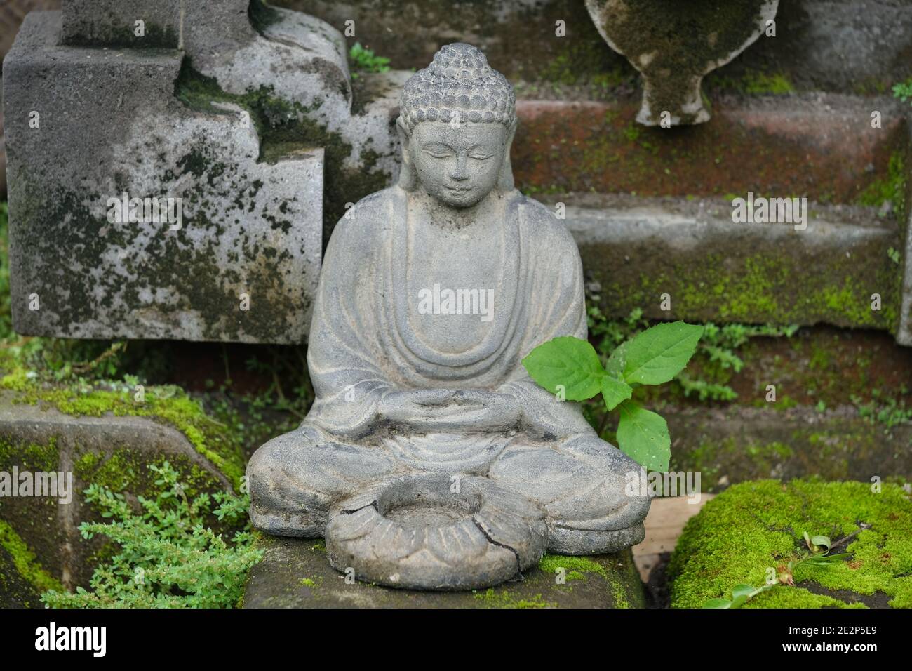Indonesien Bali - Ubud Handgefertigte Gautama Buddha Steinstatue Stockfoto