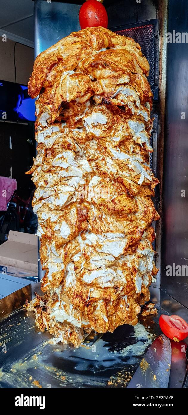 Nahaufnahme Bild von gestapelten Fleisch Braten, Shawarma Stockfoto