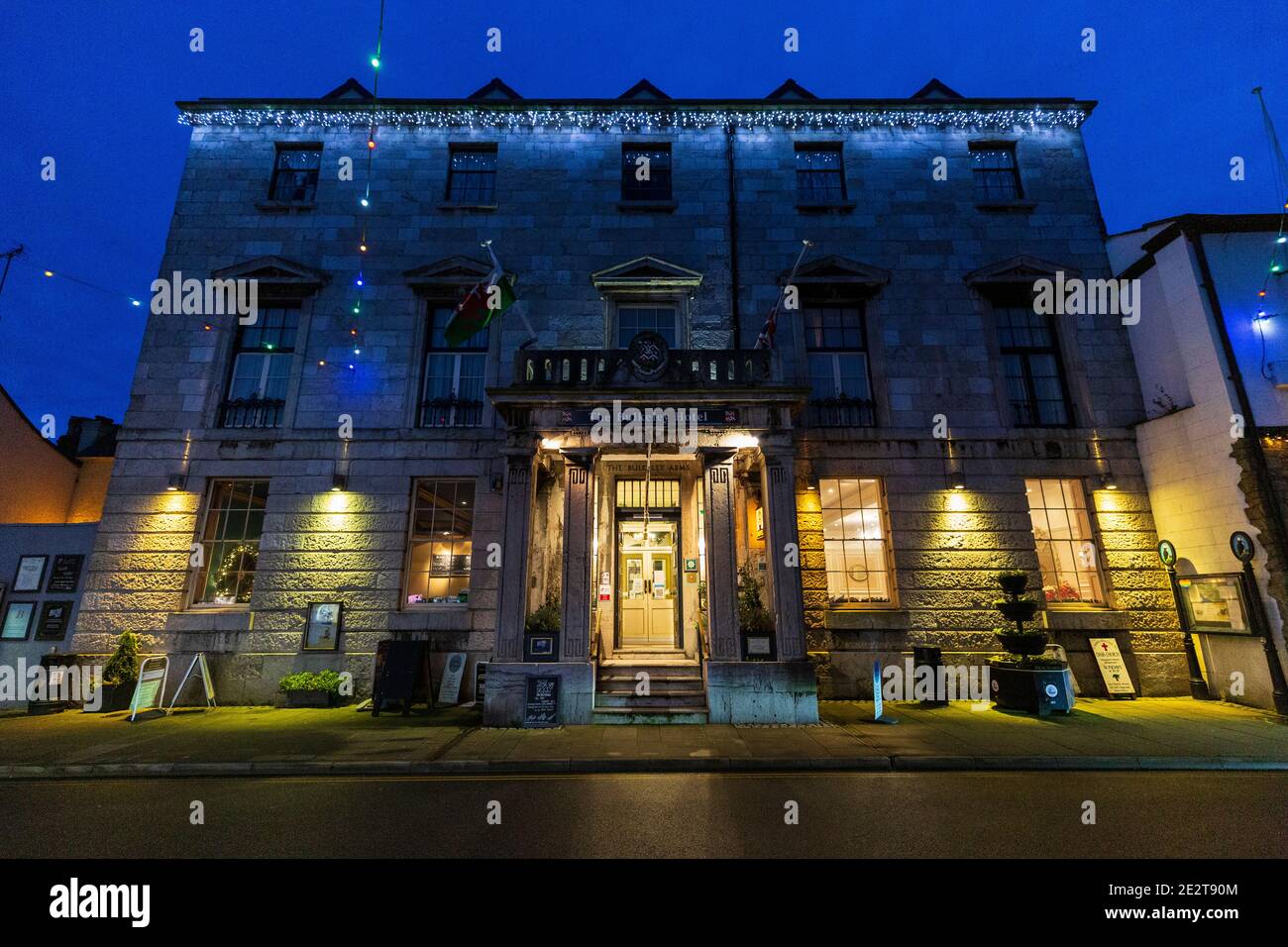 Das dekorierte Bulkeley Hotel in Beaumaris at Christmas, Anglesey, Wales Stockfoto