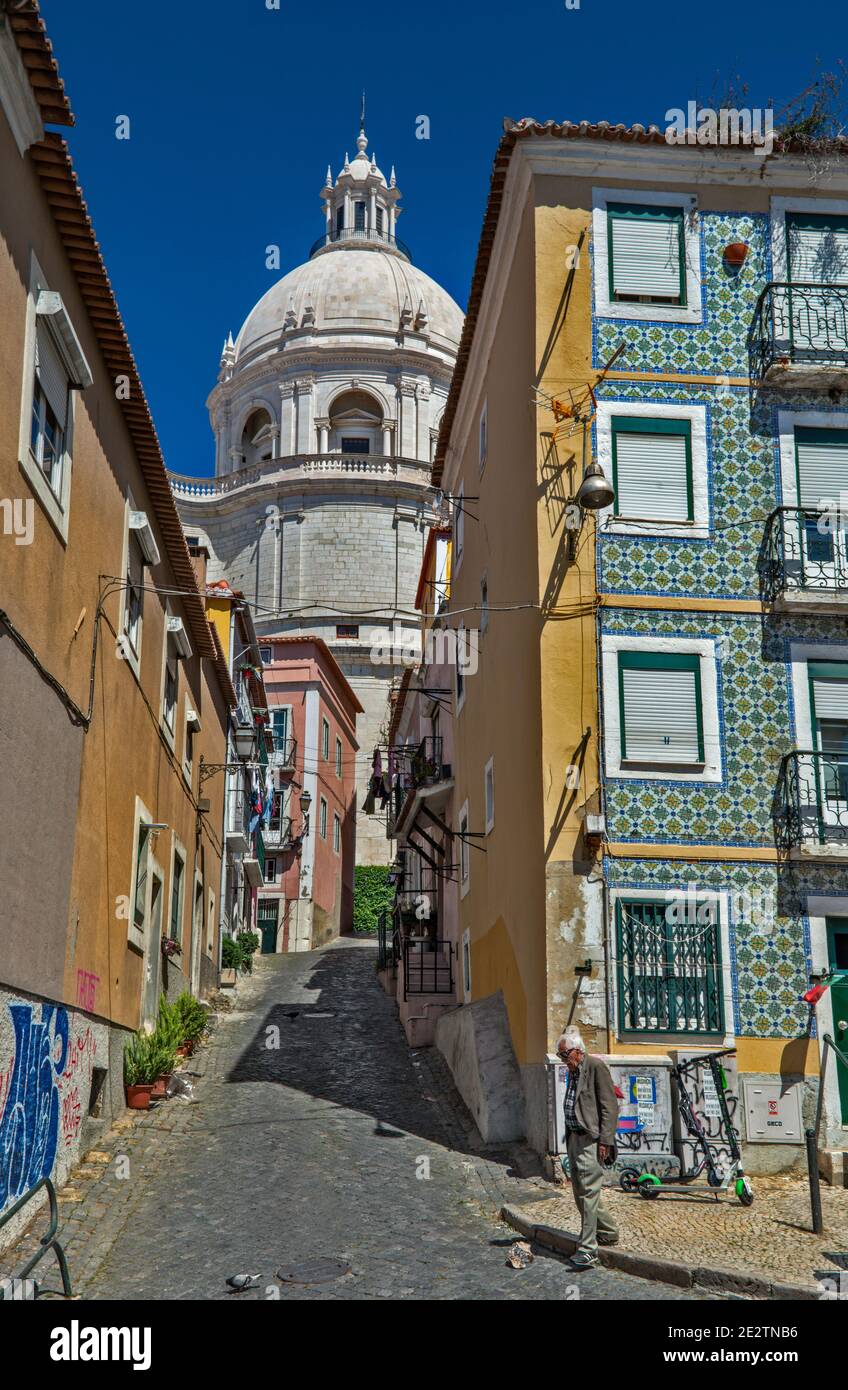 Travessa do Paraiso, Passage in der Nähe des Pantheon (Panteao Nacional), Alfama-Viertel, Lissabon, Portugal Stockfoto