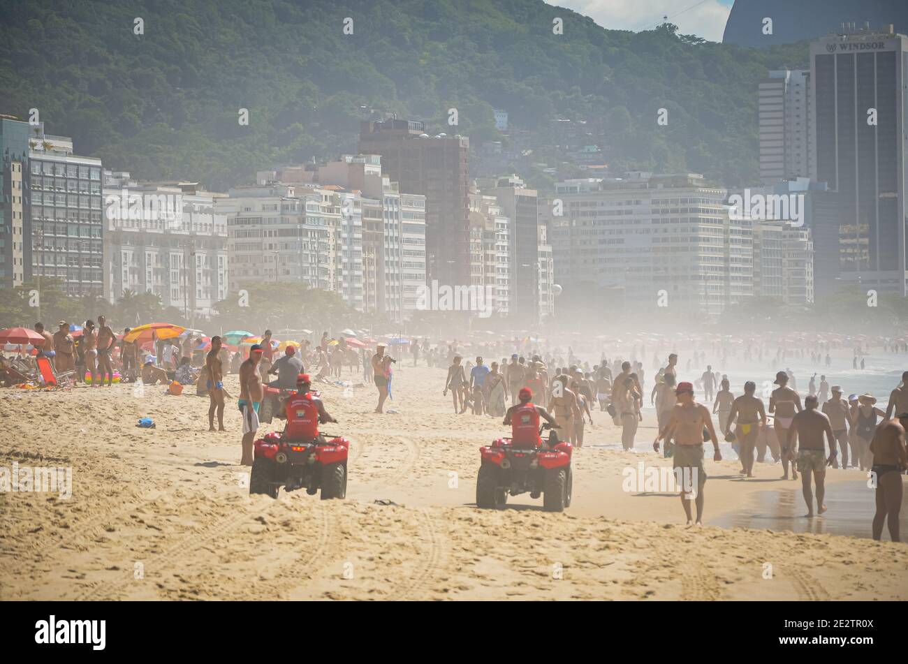 Strand der Copacabana, Rio De Janeiro, Brasilien Stockfoto